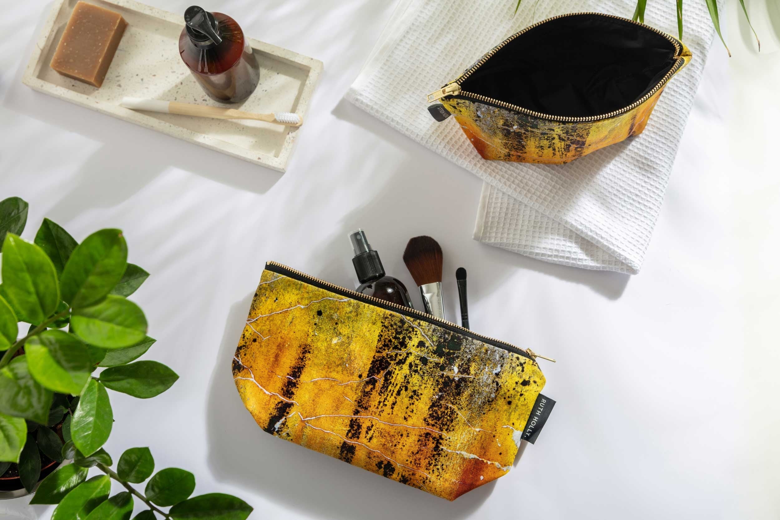 WASH & MAKEUP BAGS – Ruth Holly Store