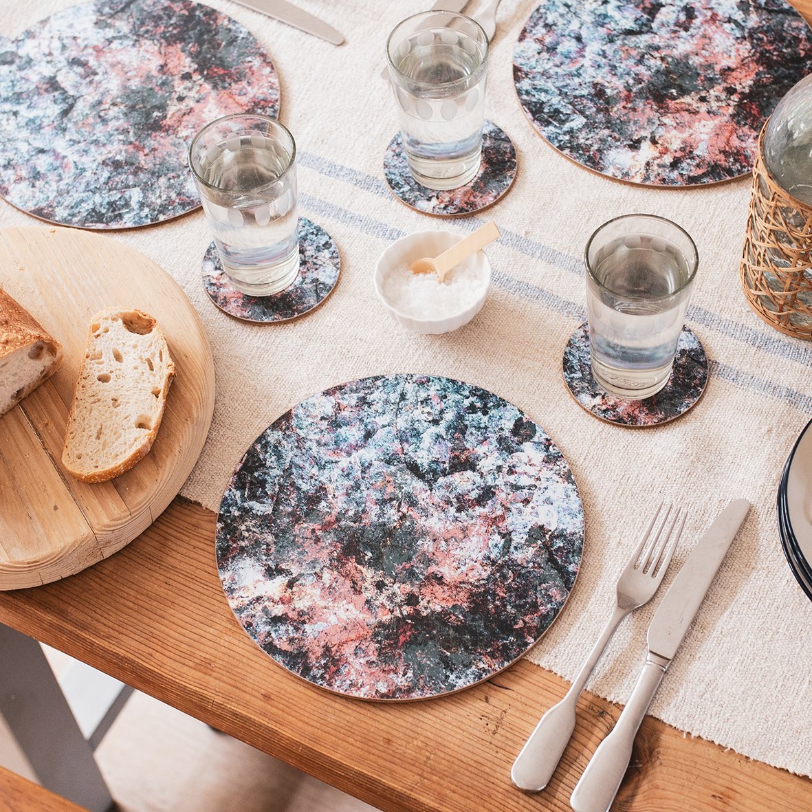 The SeaBreeze Round Placemat, set of four